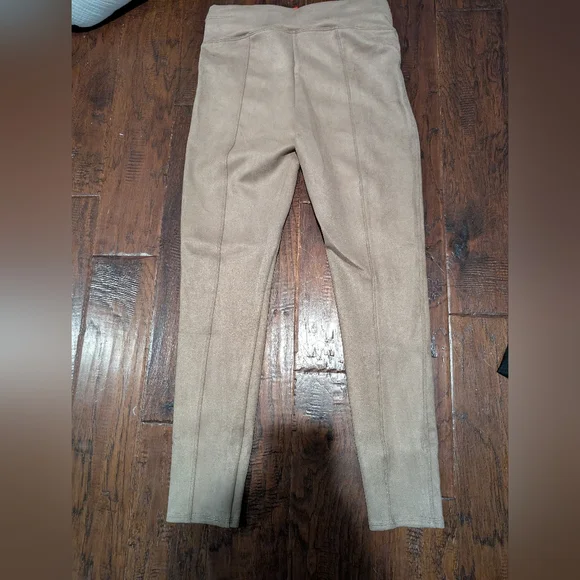 NWT Spanx Faux Suede Leggings Medium - Picture 7 of 8